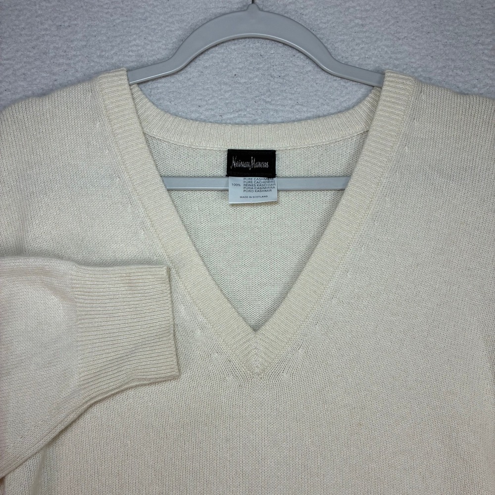 Vintage Neiman Marcus Cashmere Sweater Men XL Cream V Neck Luxury Scotland 90s